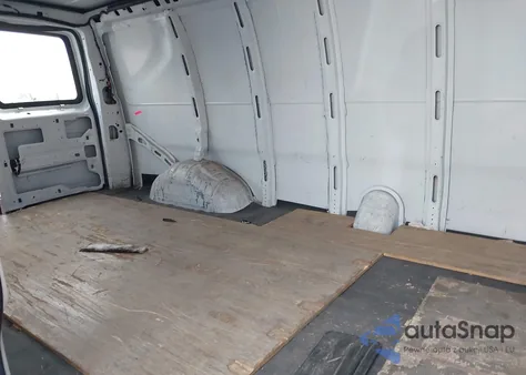 2019 Chevrolet Express 2500 Work Van from USA, damaged, VIN 1GCWGBFP4K1183082